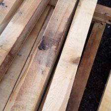 2nd Quality Green Oak Posts/Beams 100mm x 100mm x 2.4m