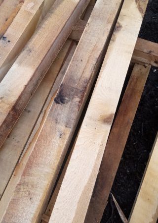 2nd Quality Green Oak Posts/Beams 100mm x 100mm x 2.4m