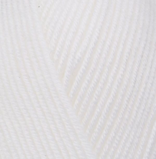 Stylecraft Wondersoft 4 Ply Cashmere Feel - White (7206)